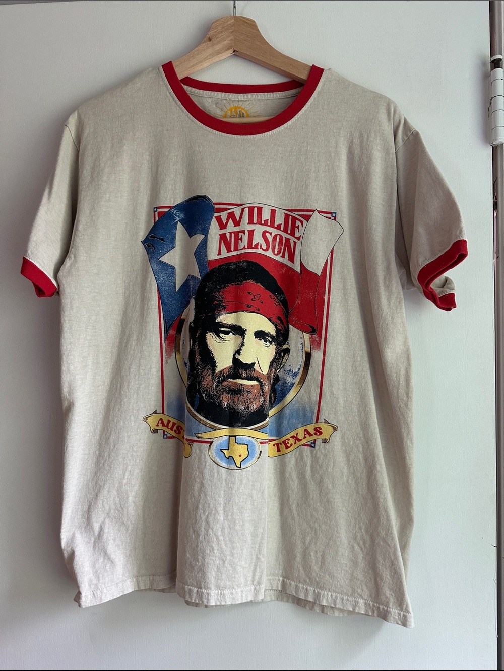 Zion Rootswear Willie Nelson Graphic Ringer Tee - Cream & Red
